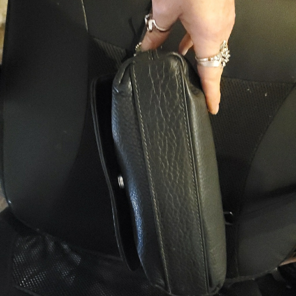 Coach - Picture 6 of 6